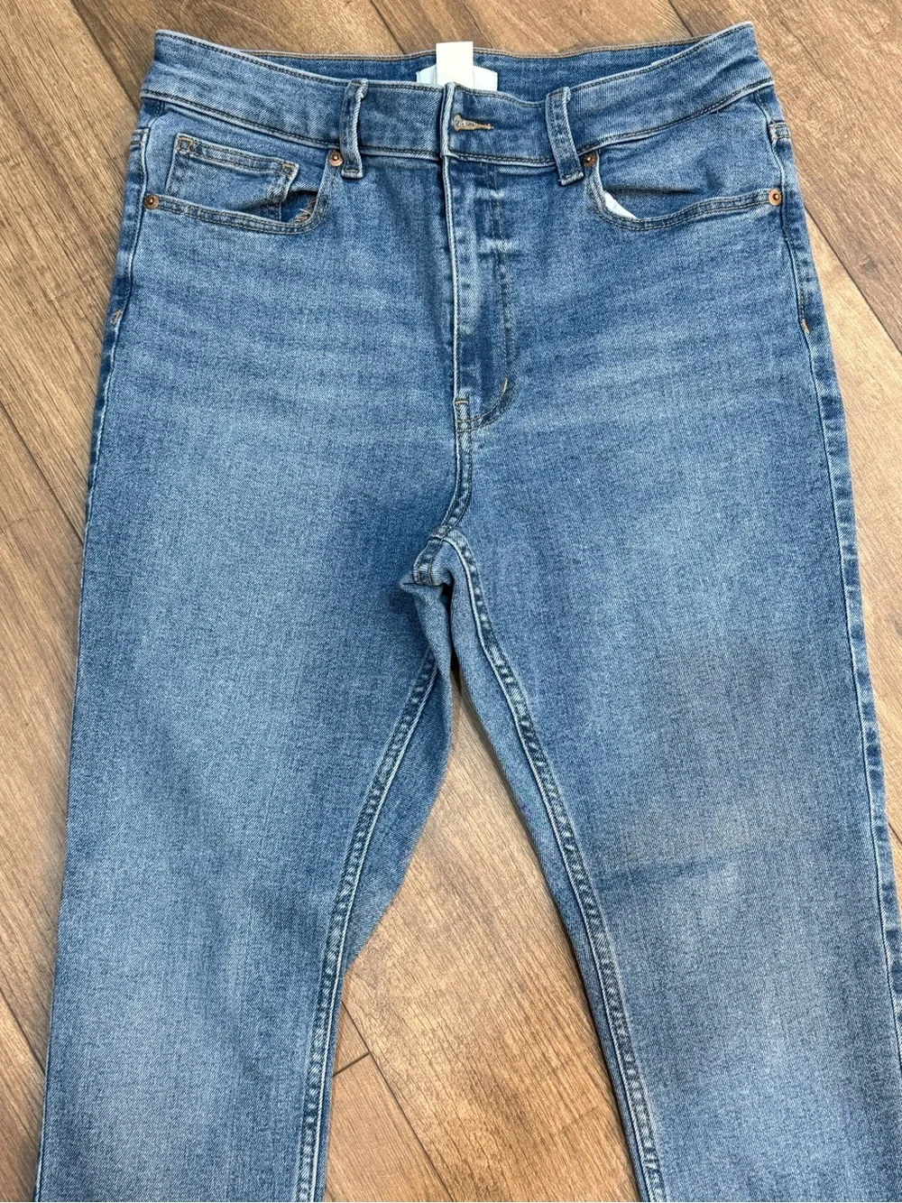 H&M Jeans - Picture 2 of 4